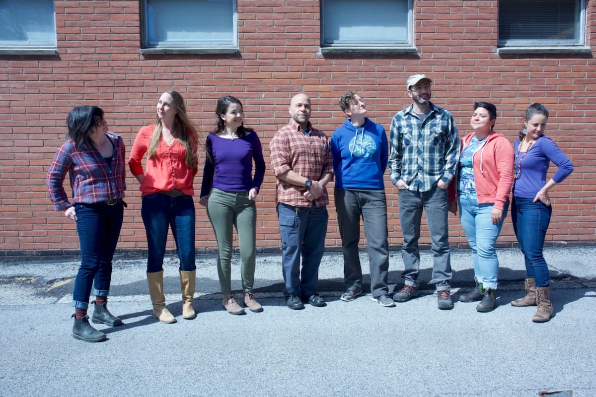 SERVICES FOR NONPROFIT LEADERS
Coaching, strategy, and resilience training that help you lead with clarity,
build stronger teams, and create lasting impact.